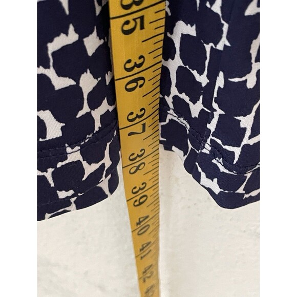 BCBGMAXAZRIA Women’s Large Blue White Print V-Neck Tie Waist Dress Stretch Wrap - Picture 5 of 8